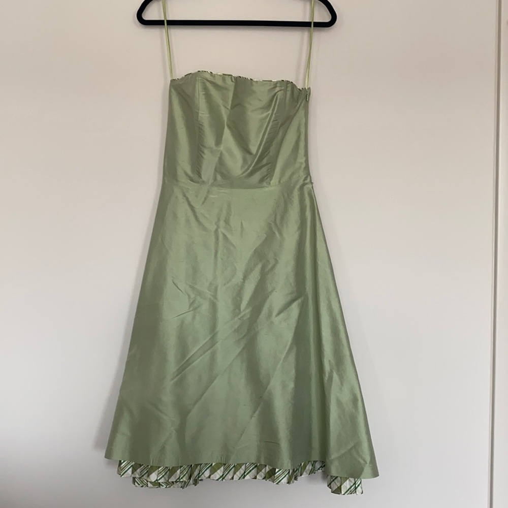 Strapless dress